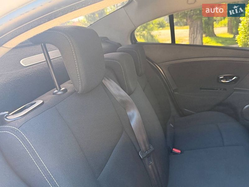 Седан Renault Fluence 2016 в Ахтырке