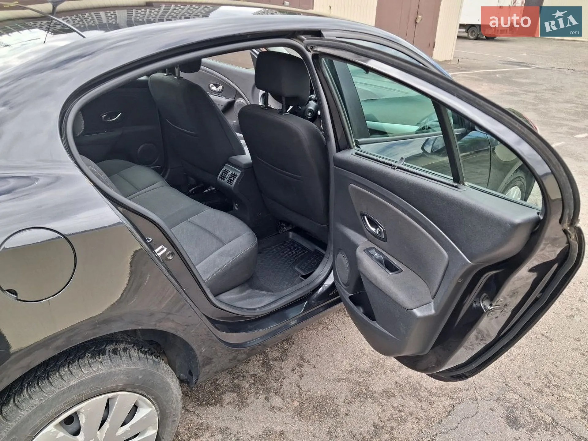2012 Renault Fluence - мініатюра 14