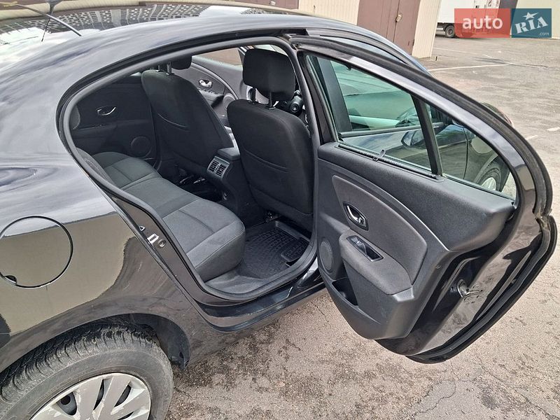 Седан Renault Fluence 2012 в Києві