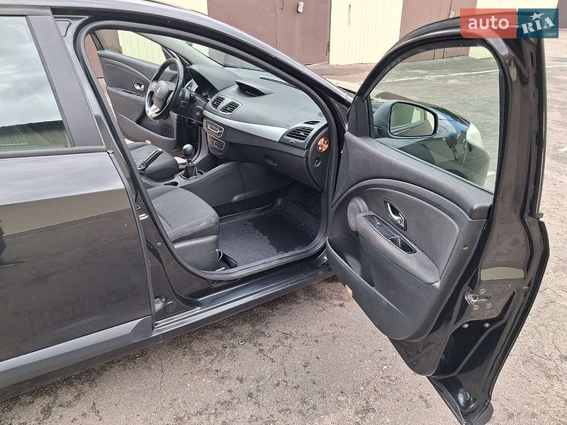 Седан Renault Fluence 2012 в Києві
