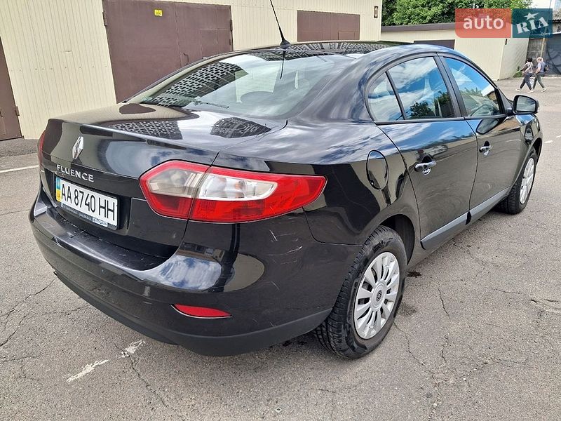 Седан Renault Fluence 2012 в Киеве