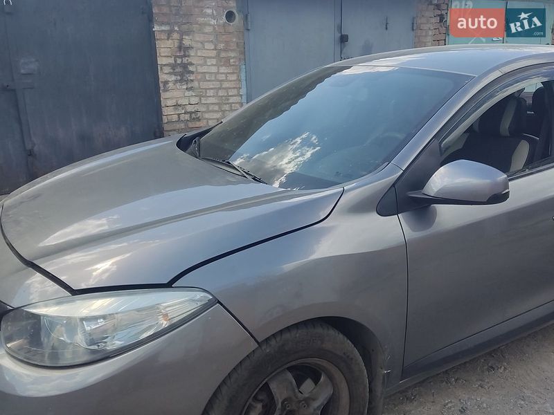 Седан Renault Fluence 2015 в Кропивницькому
