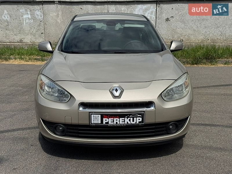 Седан Renault Fluence 2010 в Киеве