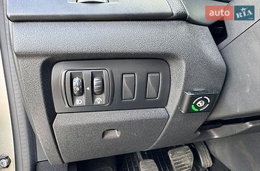 Седан Renault Fluence 2010 в Киеве