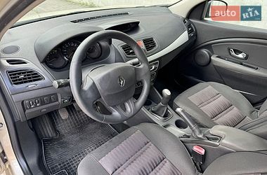 Седан Renault Fluence 2010 в Киеве