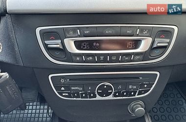 Седан Renault Fluence 2010 в Киеве