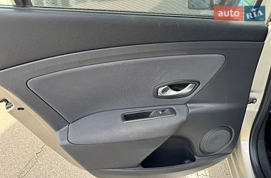 Седан Renault Fluence 2010 в Киеве
