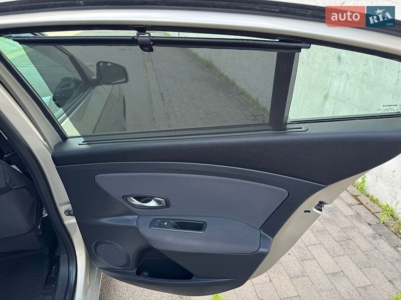 Седан Renault Fluence 2010 в Киеве