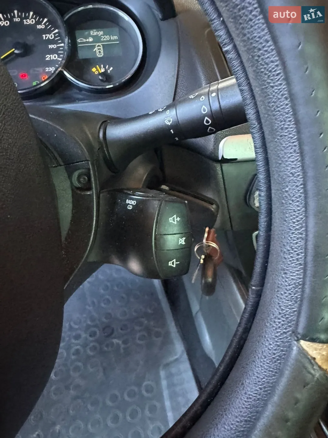 2011 Renault Fluence - мініатюра 13