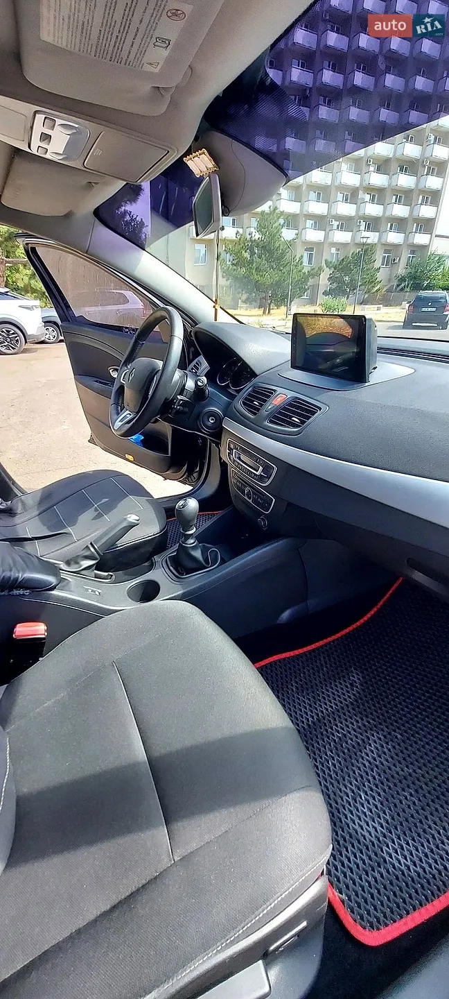 2011 Renault Fluence - мініатюра 28