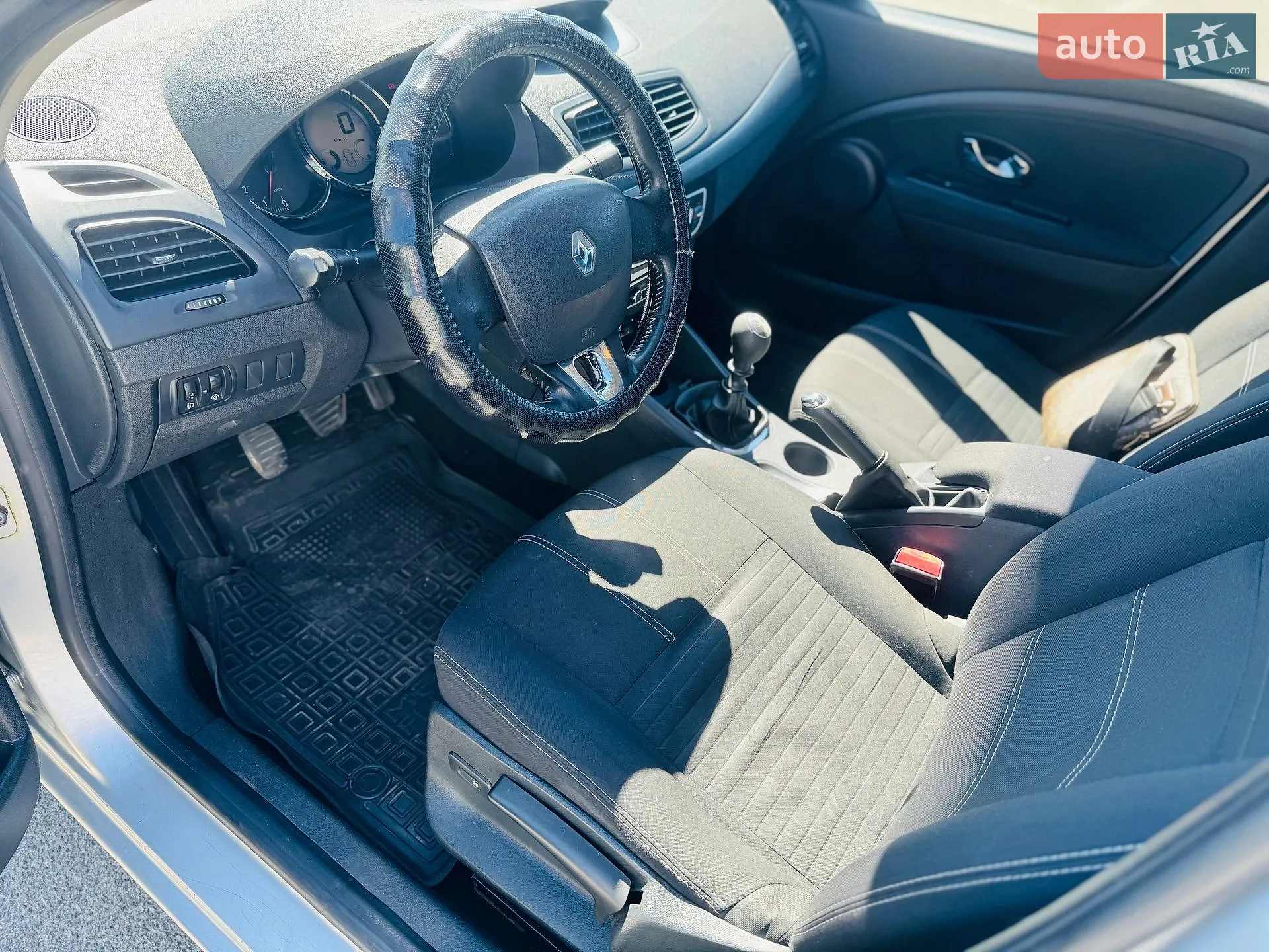 2016 Renault Fluence - мініатюра 11