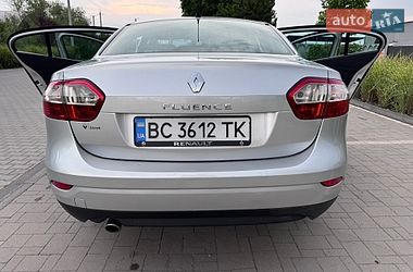 Седан Renault Fluence 2010 в Львові