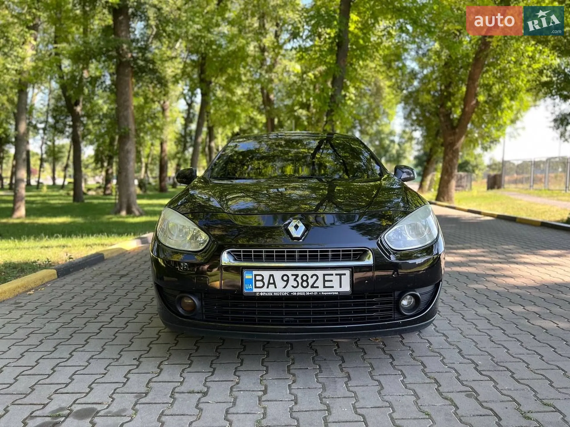 2011 Renault Fluence - мініатюра 3