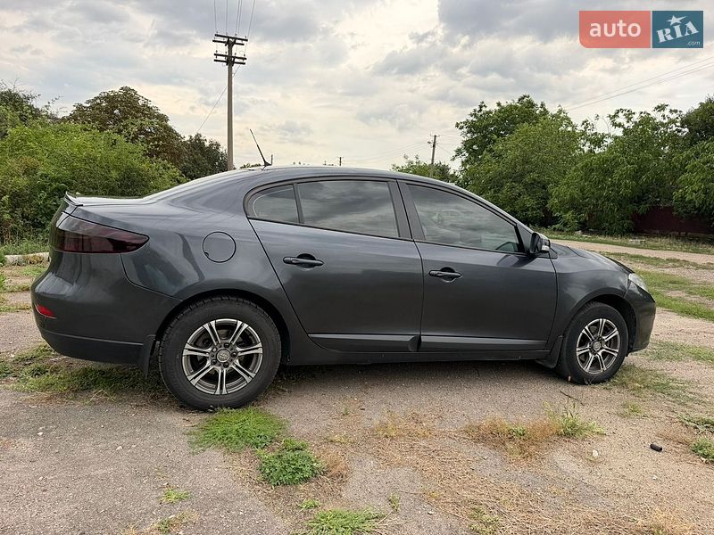 Седан Renault Fluence 2012 в Запоріжжі