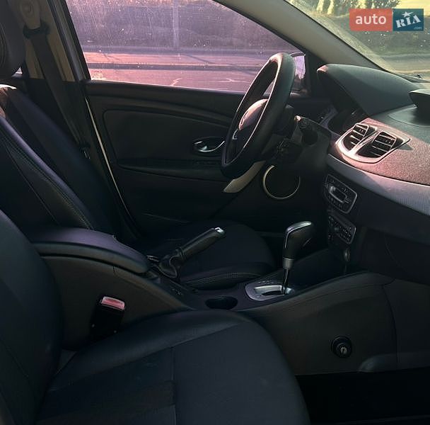 Седан Renault Fluence 2011 в Одессе