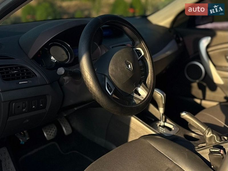 Седан Renault Fluence 2011 в Одессе