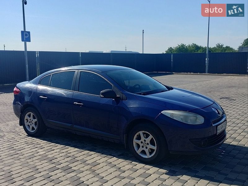 Седан Renault Fluence 2011 в Мукачево