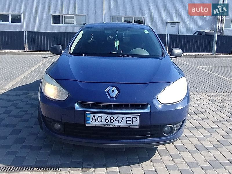 Седан Renault Fluence 2011 в Мукачево