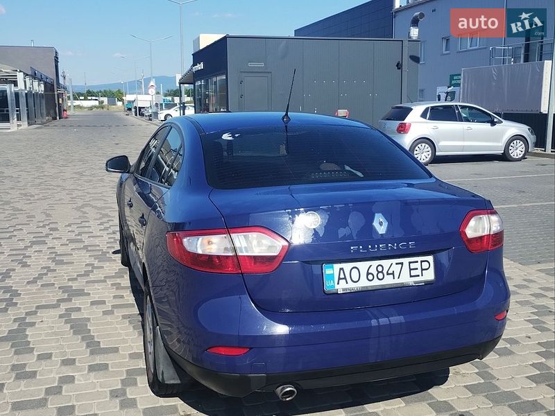Седан Renault Fluence 2011 в Мукачево