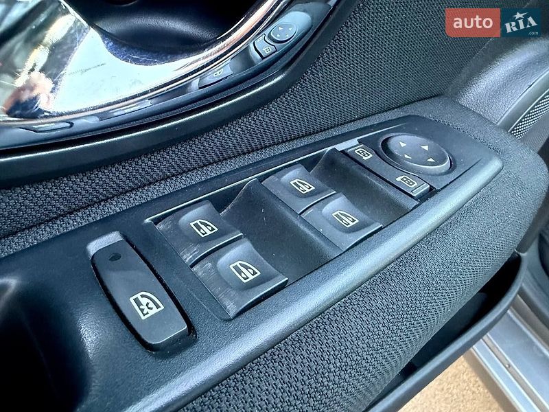 Седан Renault Fluence 2013 в Киеве