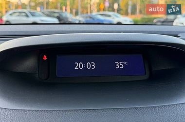 Седан Renault Fluence 2013 в Киеве