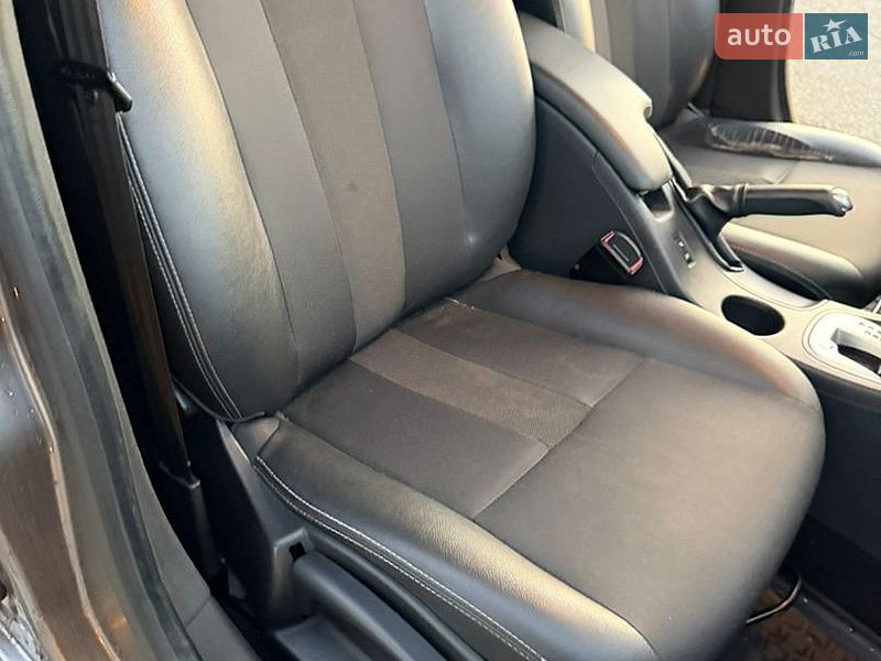 Седан Renault Fluence 2012 в Борисполі
