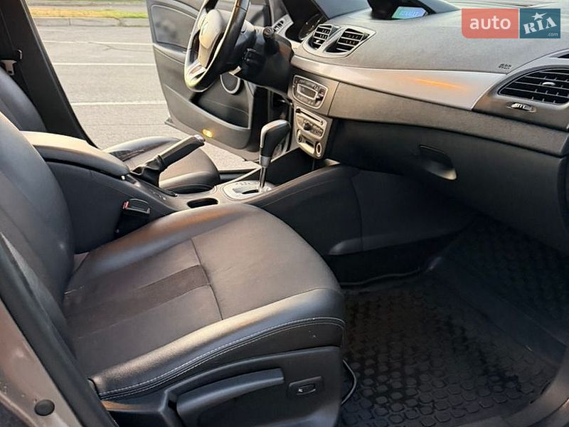 Седан Renault Fluence 2012 в Борисполі