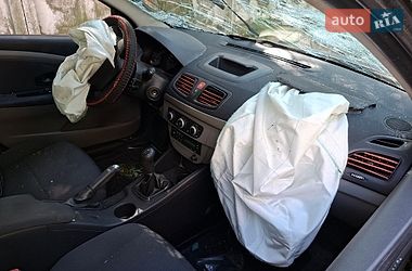 Седан Renault Fluence 2010 в Киеве