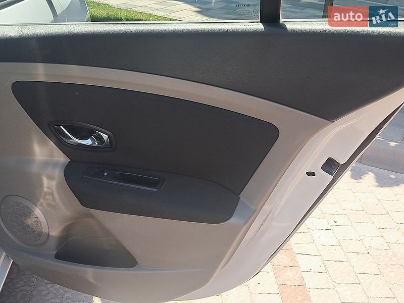 Седан Renault Fluence 2012 в Запоріжжі фото 16 Седан Renault Fluence 2012 в Запоріжжі