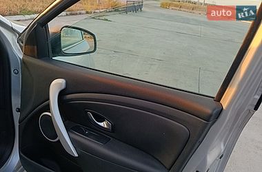 Седан Renault Fluence 2011 в Вознесенську