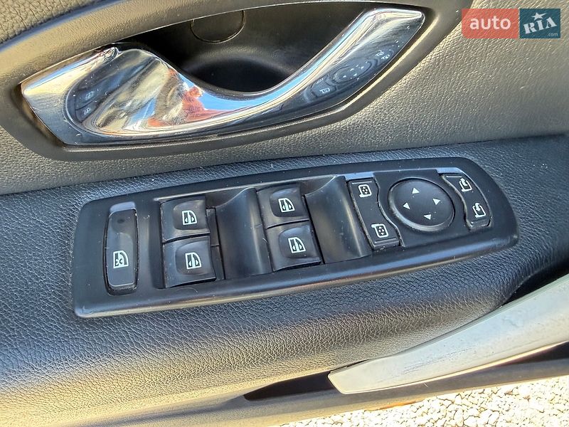Седан Renault Fluence 2011 в Кропивницькому