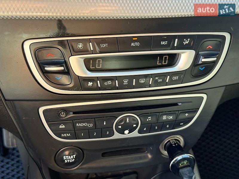 Седан Renault Fluence 2011 в Кропивницькому