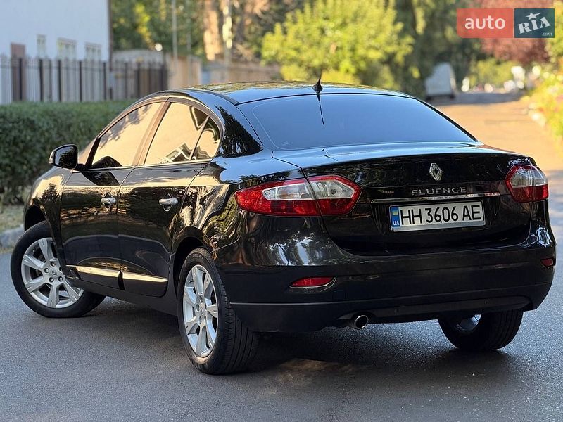 Седан Renault Fluence 2010 в Одессе
