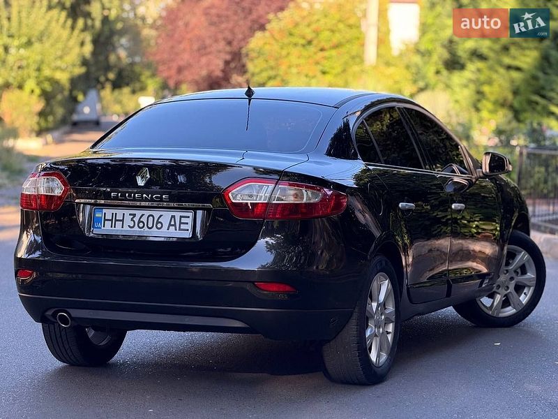 Седан Renault Fluence 2010 в Одессе