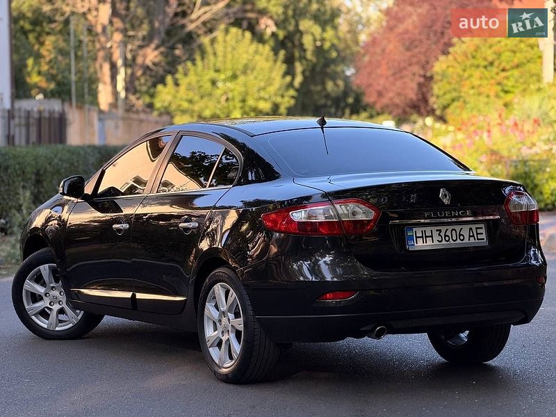 Седан Renault Fluence 2010 в Одессе