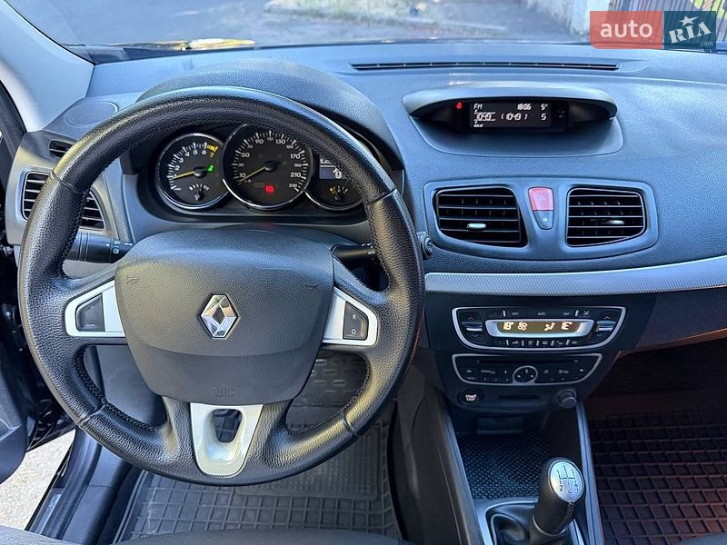 Седан Renault Fluence 2010 в Одессе