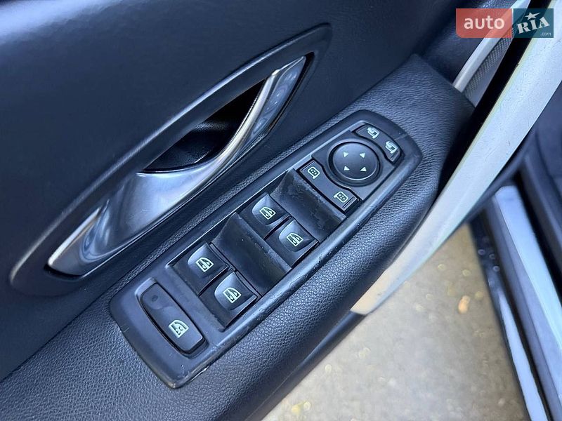 Седан Renault Fluence 2010 в Одессе