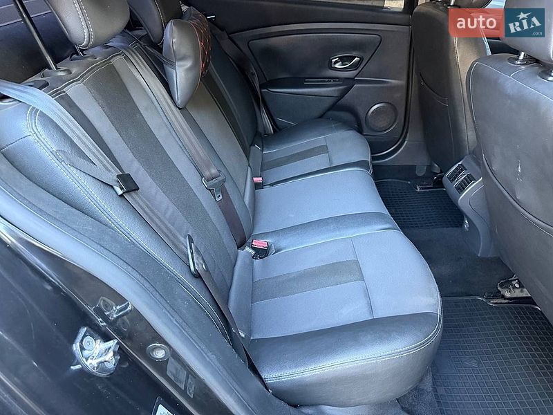 Седан Renault Fluence 2010 в Одессе
