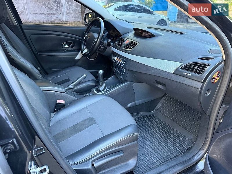 Седан Renault Fluence 2010 в Одессе