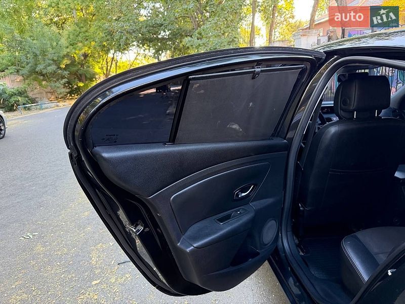 Седан Renault Fluence 2010 в Одессе