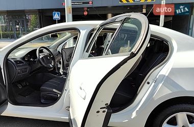 Седан Renault Fluence 2016 в Києві