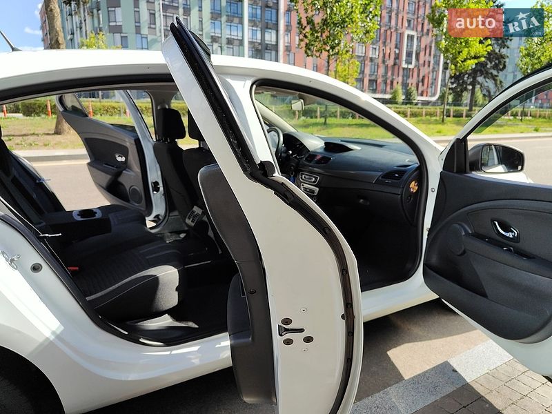 Седан Renault Fluence 2016 в Києві