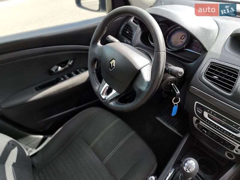 Седан Renault Fluence 2016 в Києві