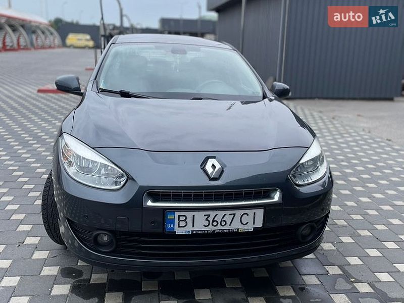 Седан Renault Fluence 2011 в Полтаві