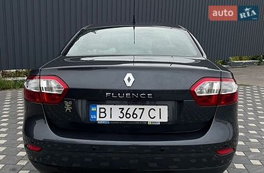 Седан Renault Fluence 2011 в Полтаві