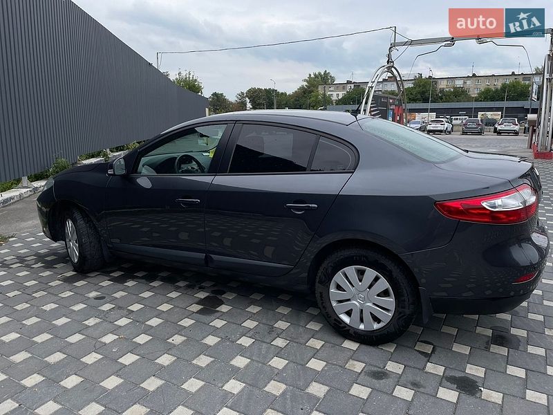 Седан Renault Fluence 2011 в Полтаві