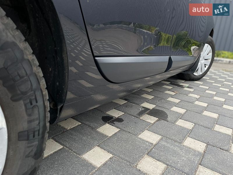 Седан Renault Fluence 2011 в Полтаві