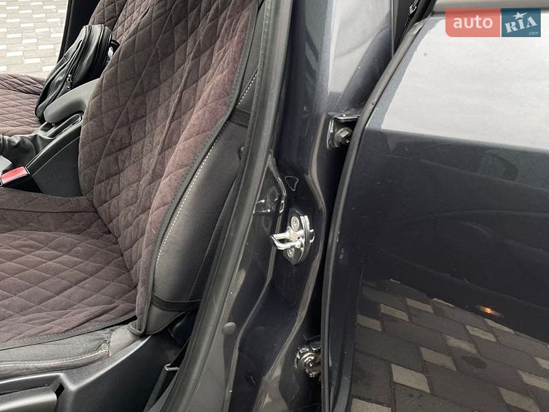 Седан Renault Fluence 2011 в Полтаві