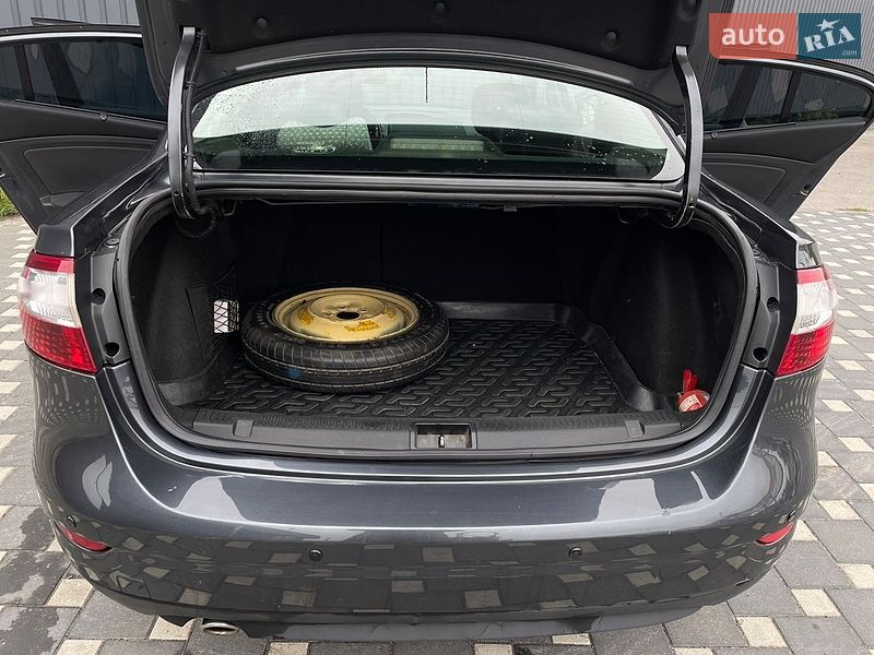 Седан Renault Fluence 2011 в Полтаві