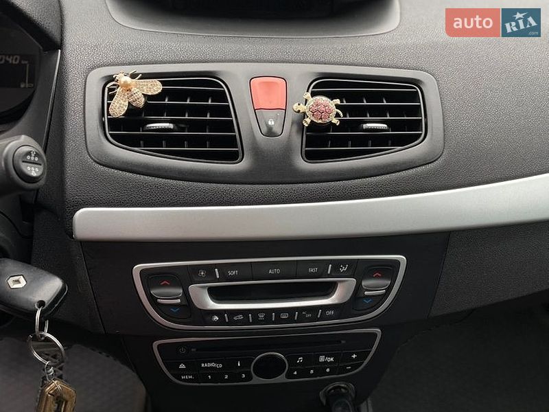 Седан Renault Fluence 2011 в Полтаві